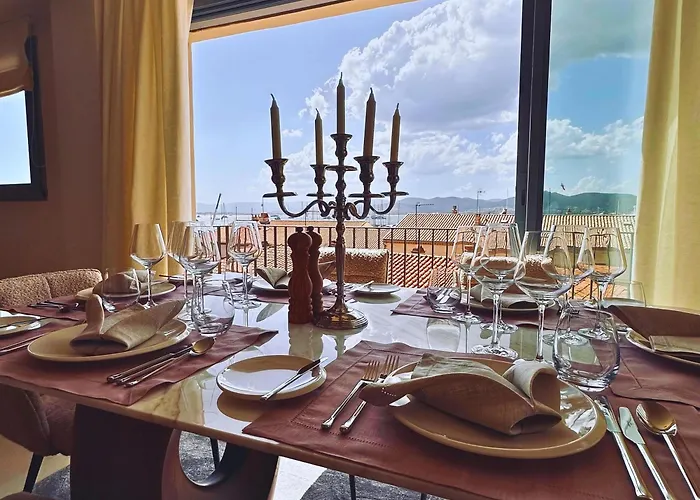 Villtak By Villtak Collection Saint-Tropez